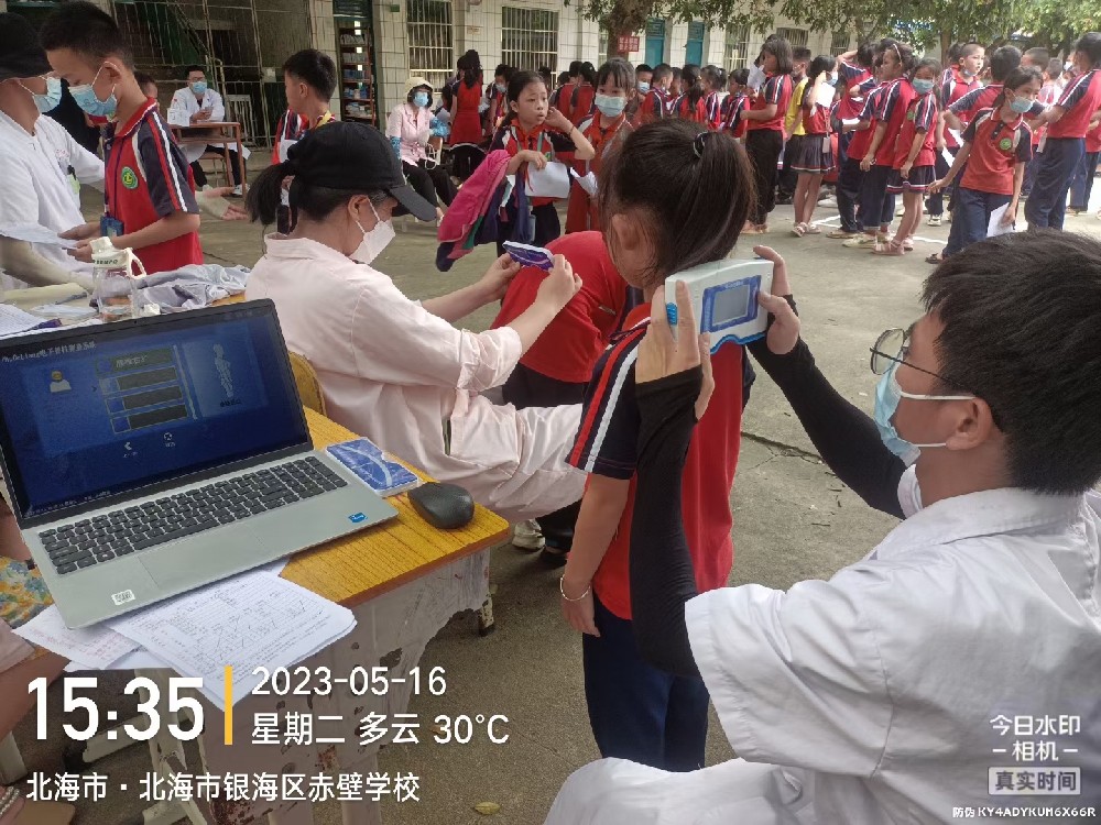 北海第二人民醫(yī)院電子脊柱使用中
